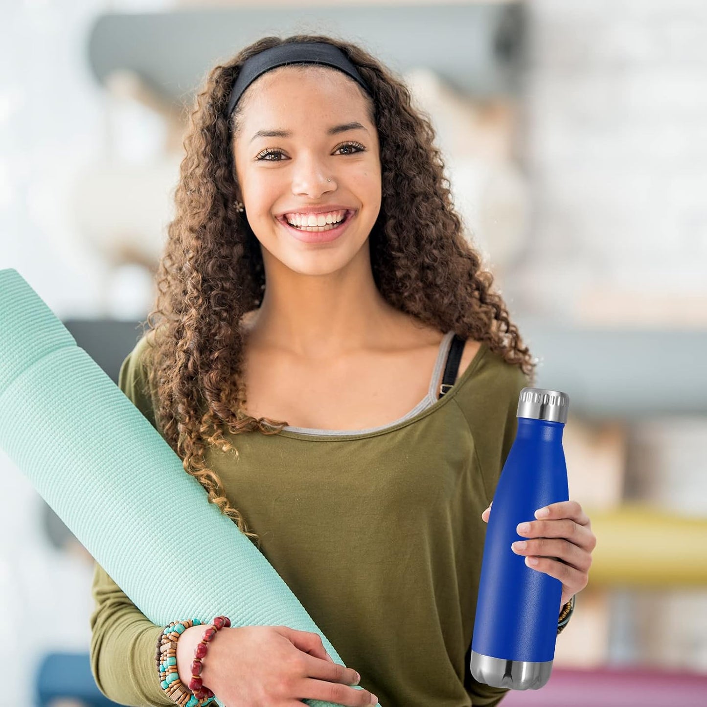 17 oz Stainless Steel Insulated Water Bottle - Reusable Double Wall Vacuum Flask for Hot and Cold Beverages, BPA Free, Cola Shape, Ideal for Camping and Gym, Single Pack